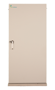 (3)
