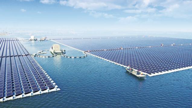 Floating solar farm