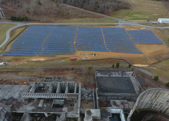 Solar farm at Phipps Bend