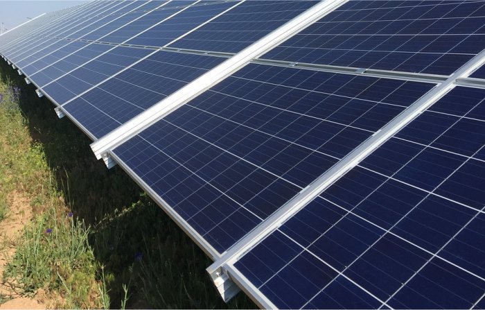 Solar farms in Tasmania