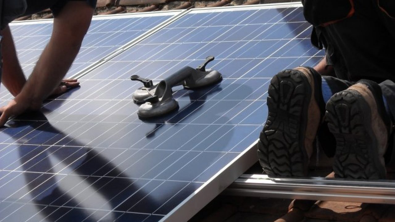 best shoes for solar installers