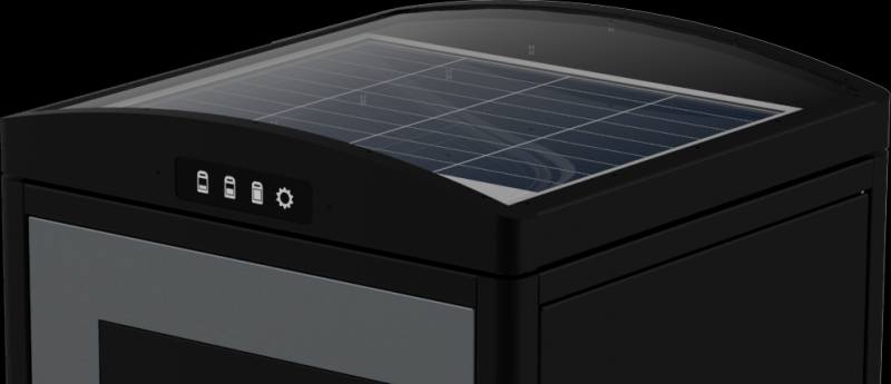 CleanCube solar panel