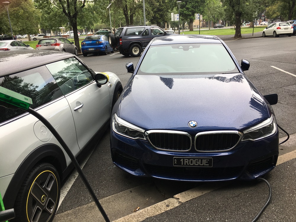Mini Electric and BMW EV charging