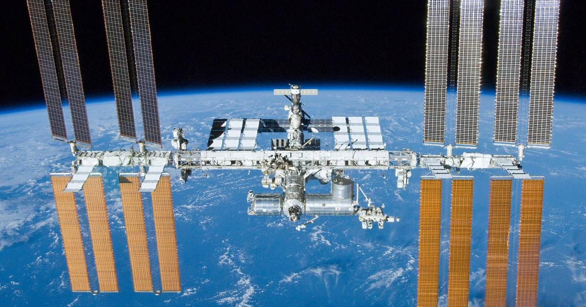 International Space Station solar power
