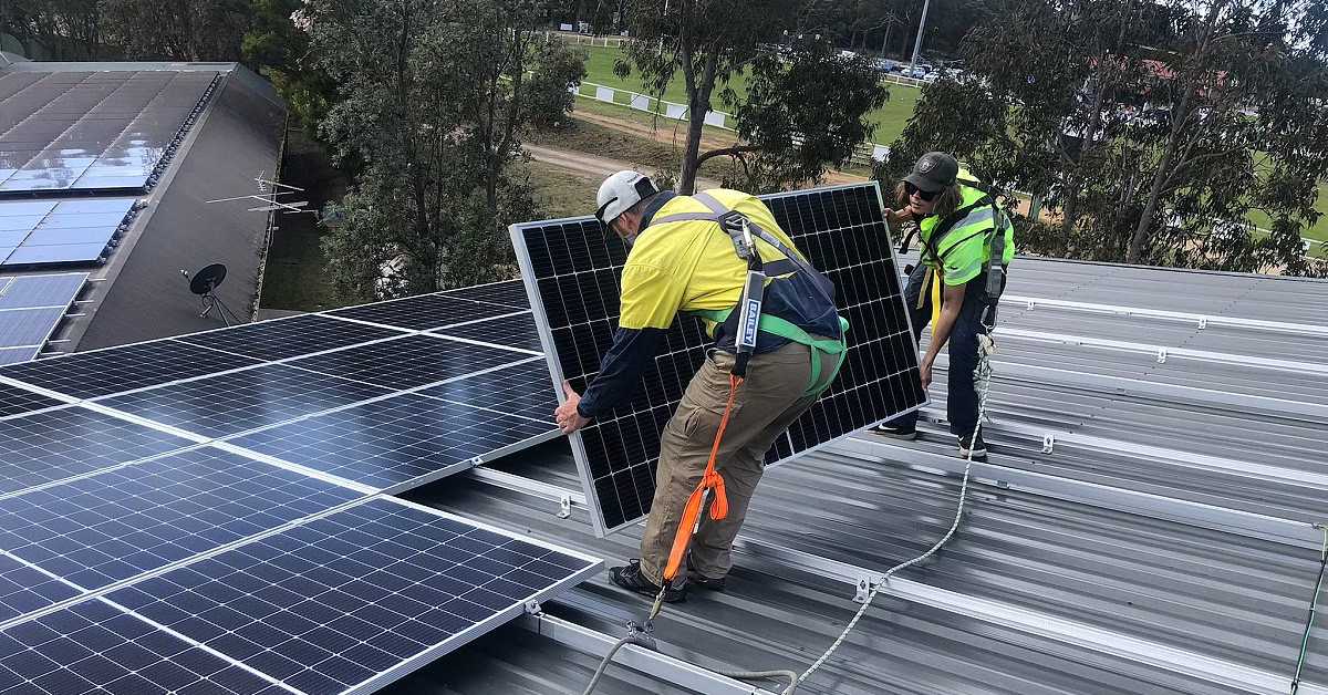 Solar panels - Pambula Aquatic Centre