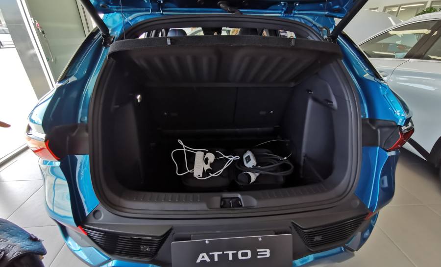 Atto 3 cargo area