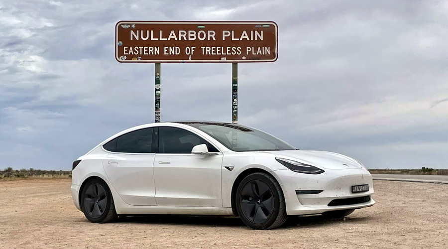 EV at the eastern end of the Nullarbor Plain.