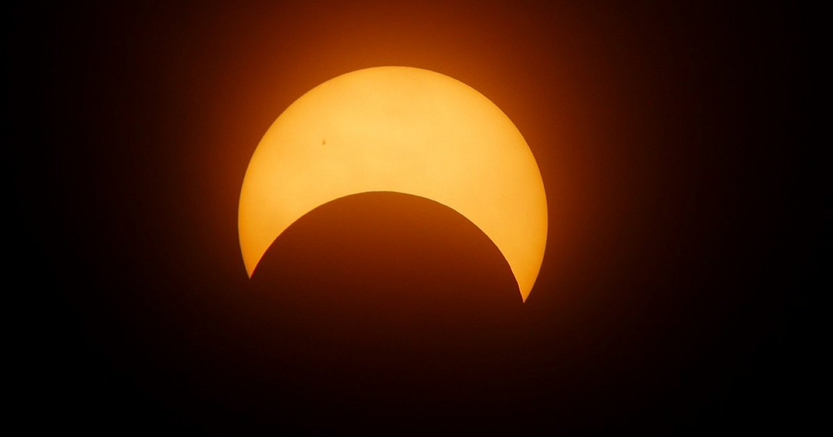 Solar eclipse electricity system impact in Australia