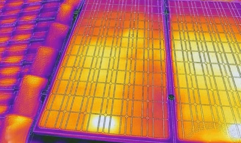 Solar panel thermal imaging