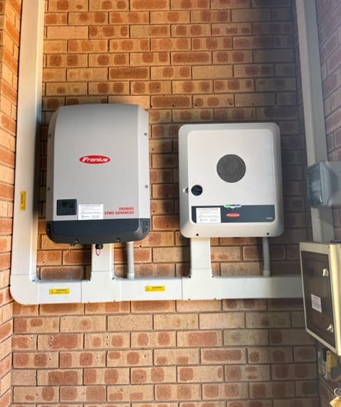 fronius inverter with cable duct