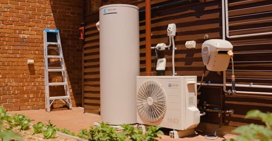 Reclaim hot water heat pump