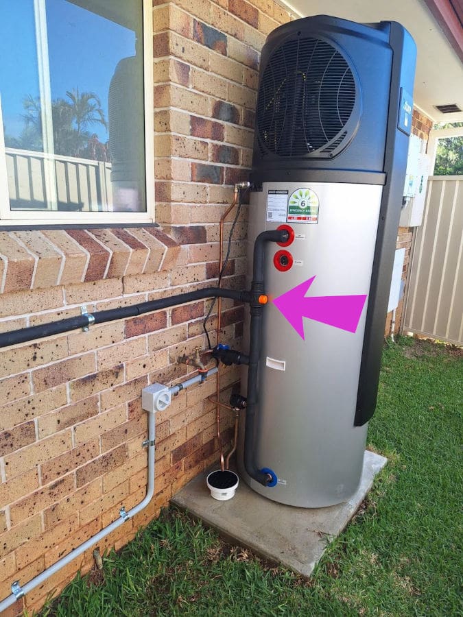 iStore hot water heat pump