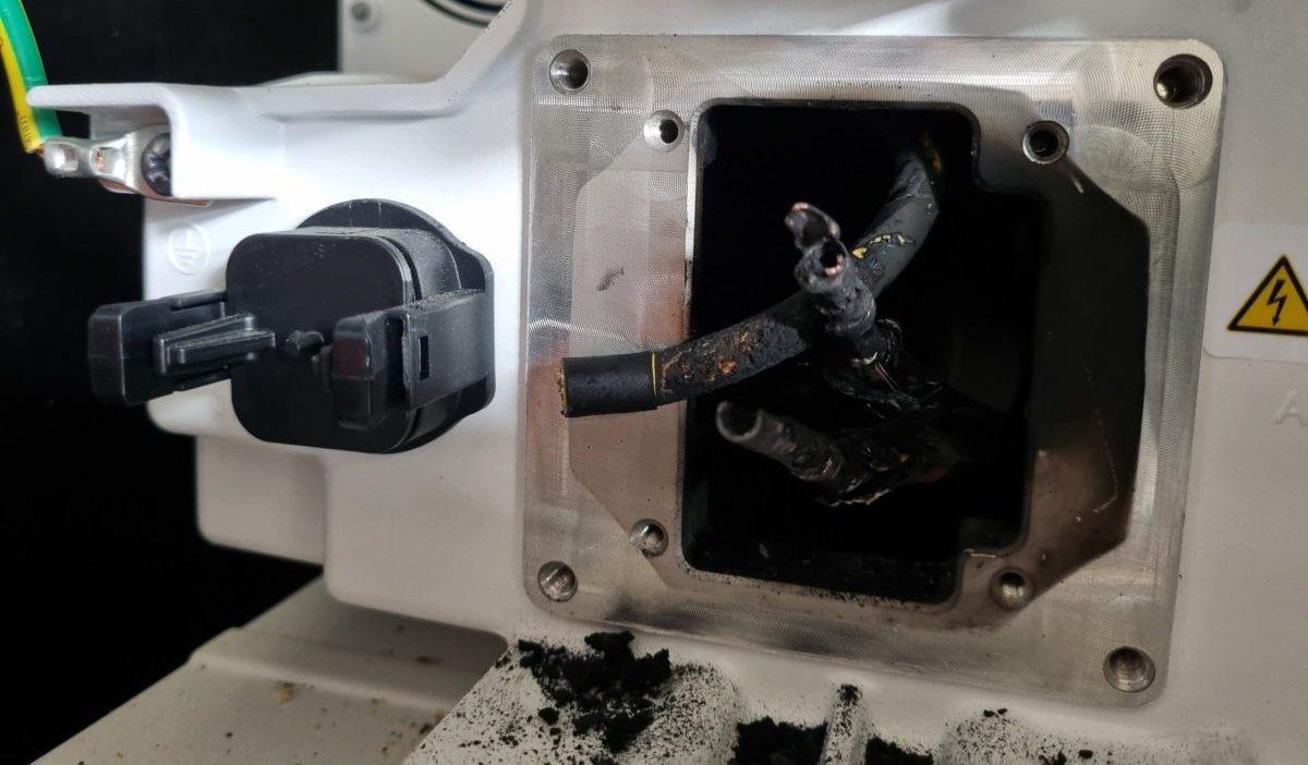 A Sigenergy melted plug