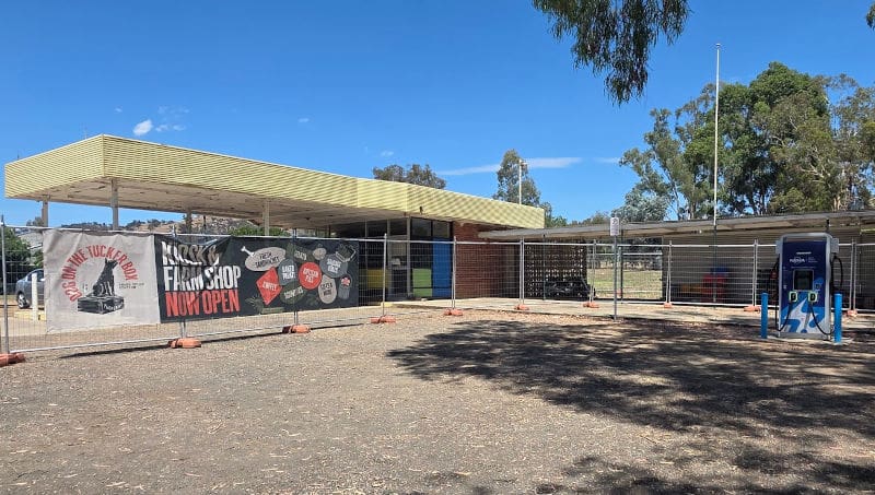 NRMA EV charger at the dog on the tuckerbox