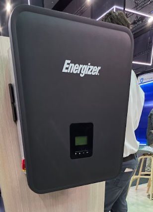 FoxESS hybrid solar battery installation