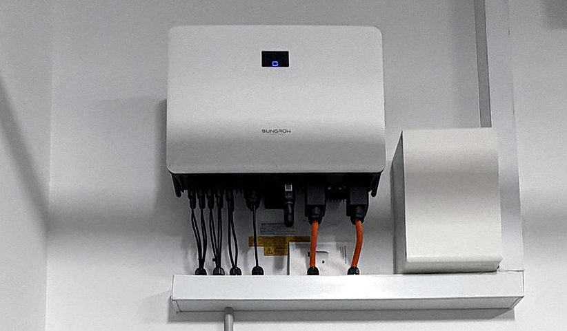 Sungrow hybrid inverter