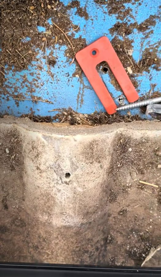 tile bracket for solar panels