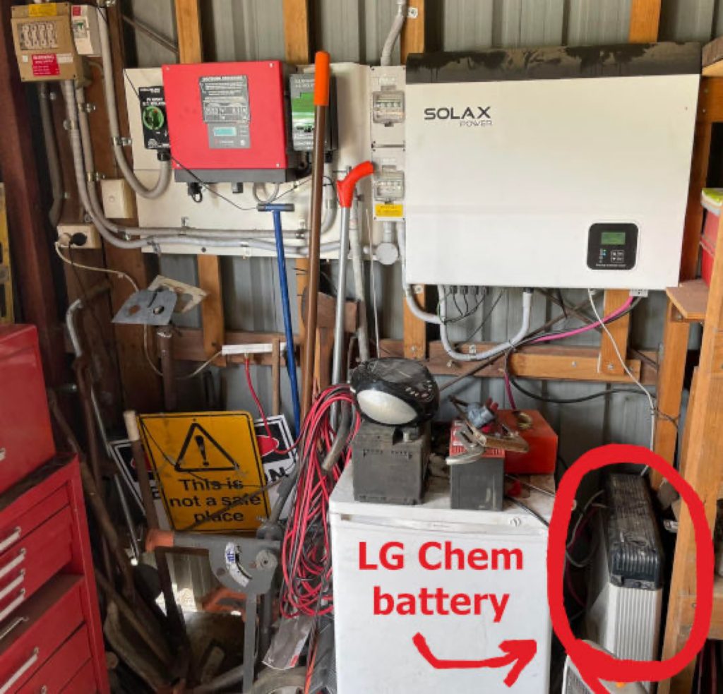 example of a dangerous solar battery installation