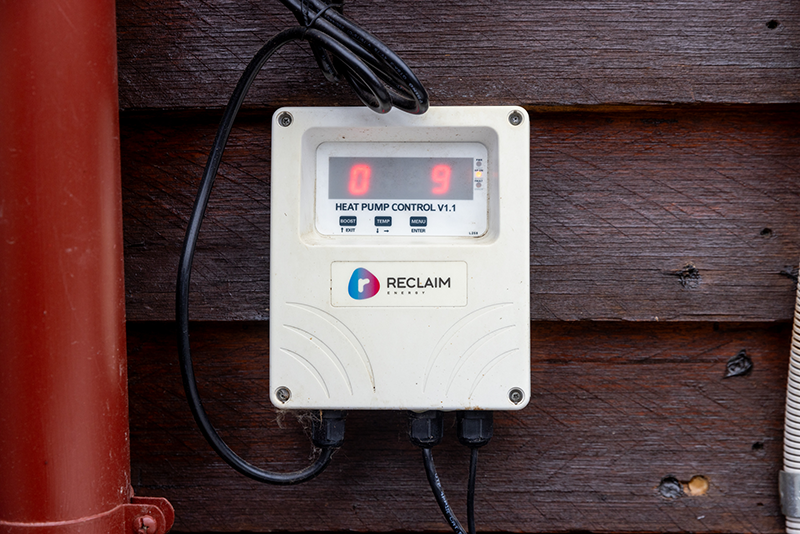 Reclaim heat pump controller